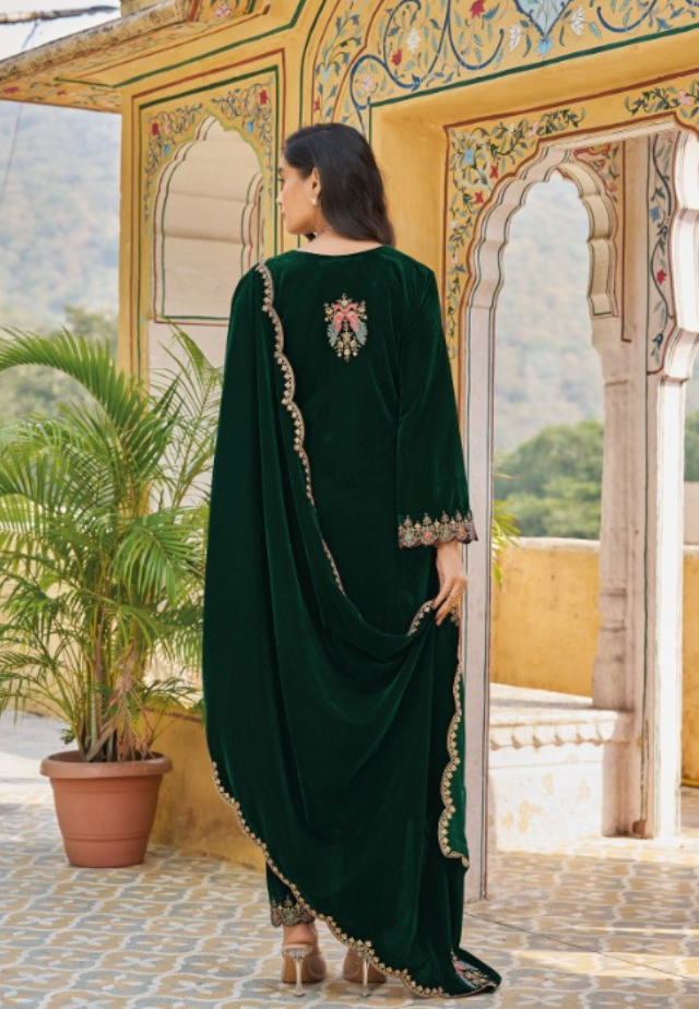 Vintage Green Velvet Embroidery V Neck Suit Set