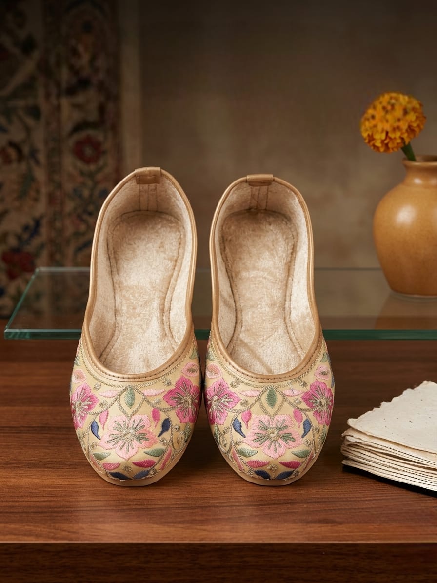 Pastel Bloom Jutti