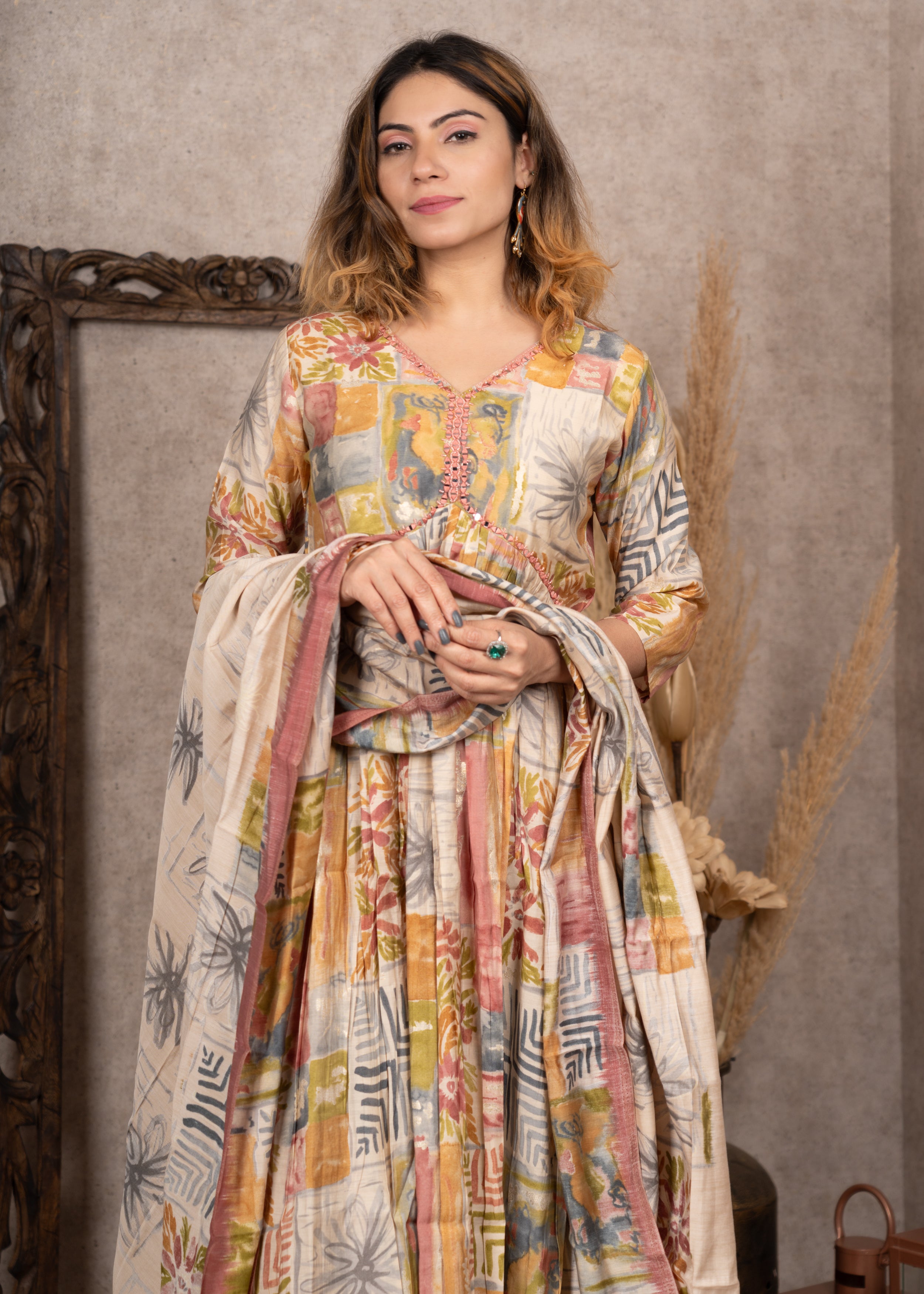 Alia cut multicolored suit
