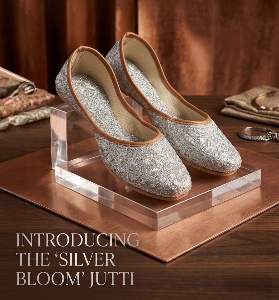 Silver Zari Embroidered Jutti