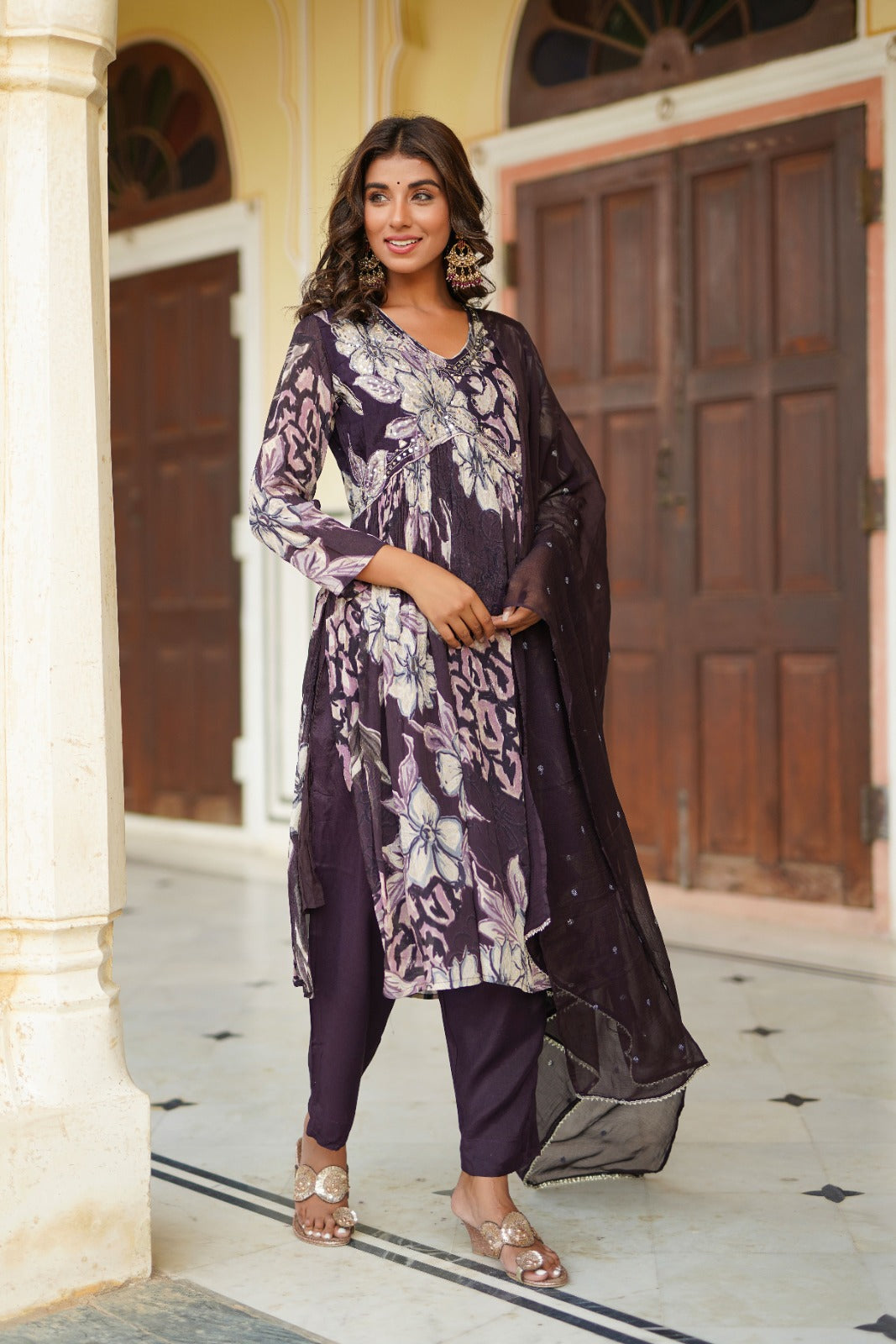 Alia Cut Suit With Mirror Work