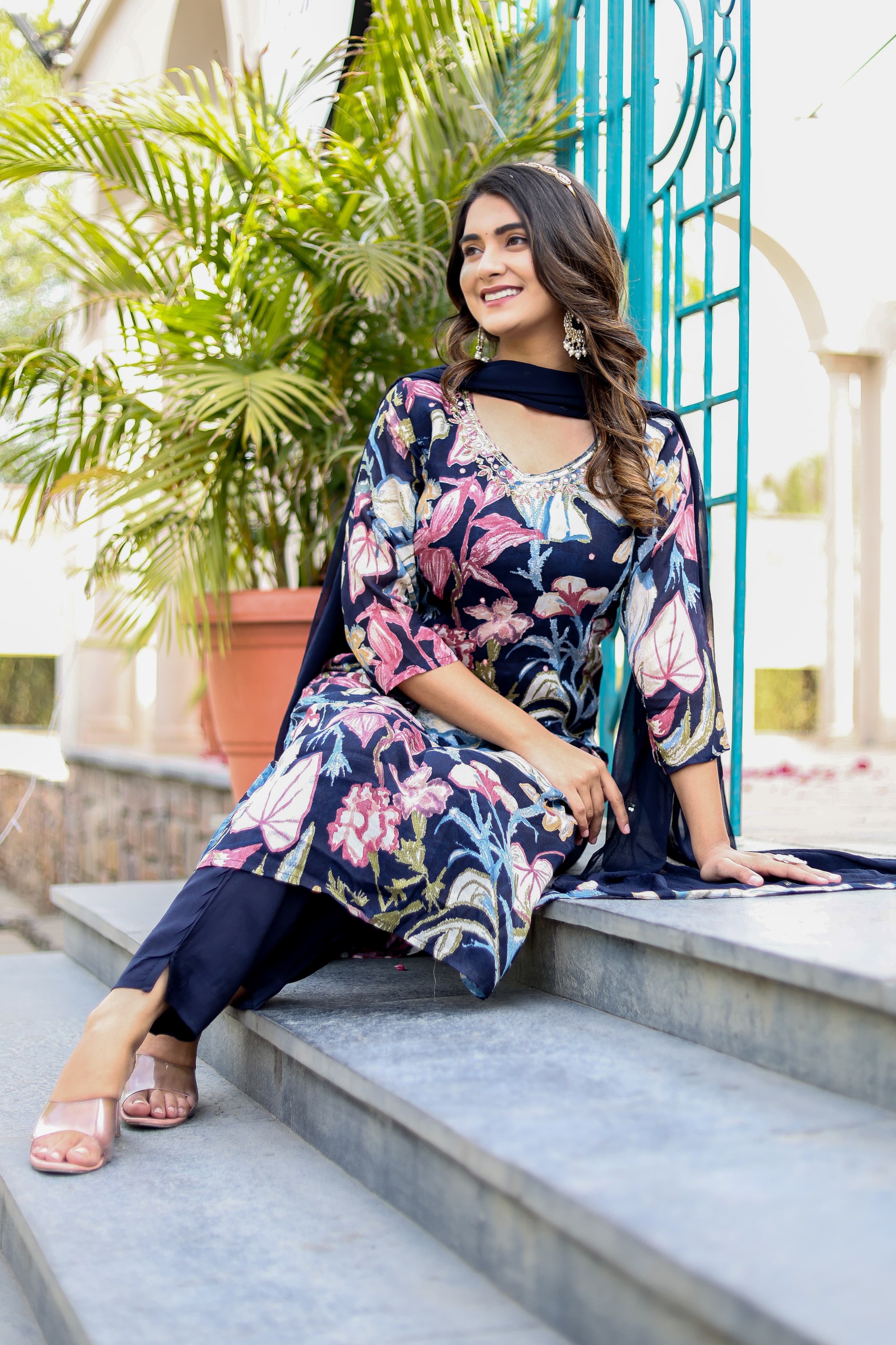 Blue Floral Straight kurta with dupatta and pant