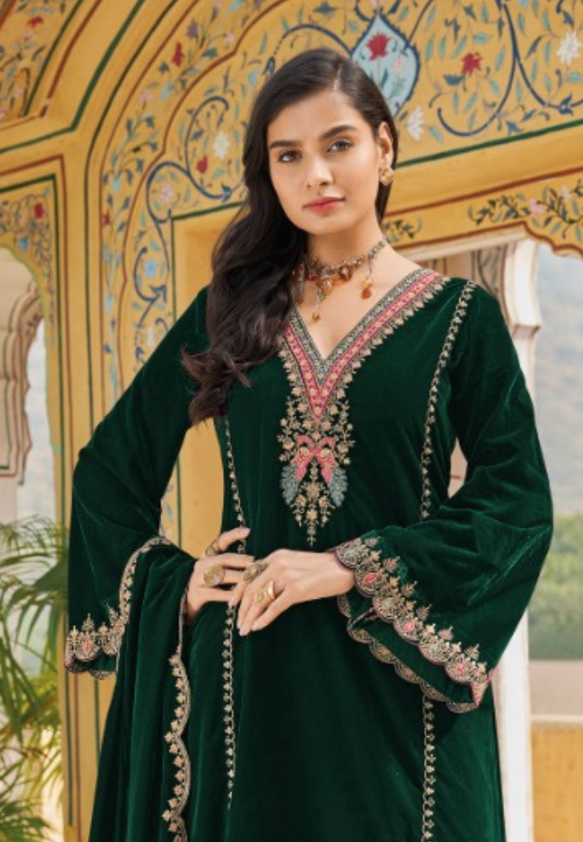 Vintage Green Velvet Embroidery V Neck Suit Set