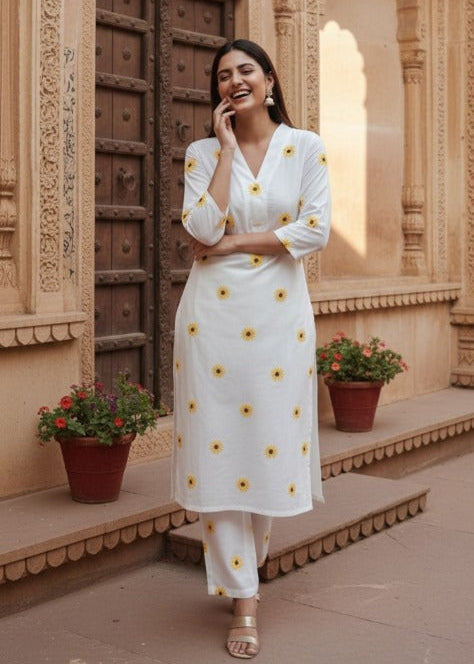 Elegant White Sunflower Printed Kurti