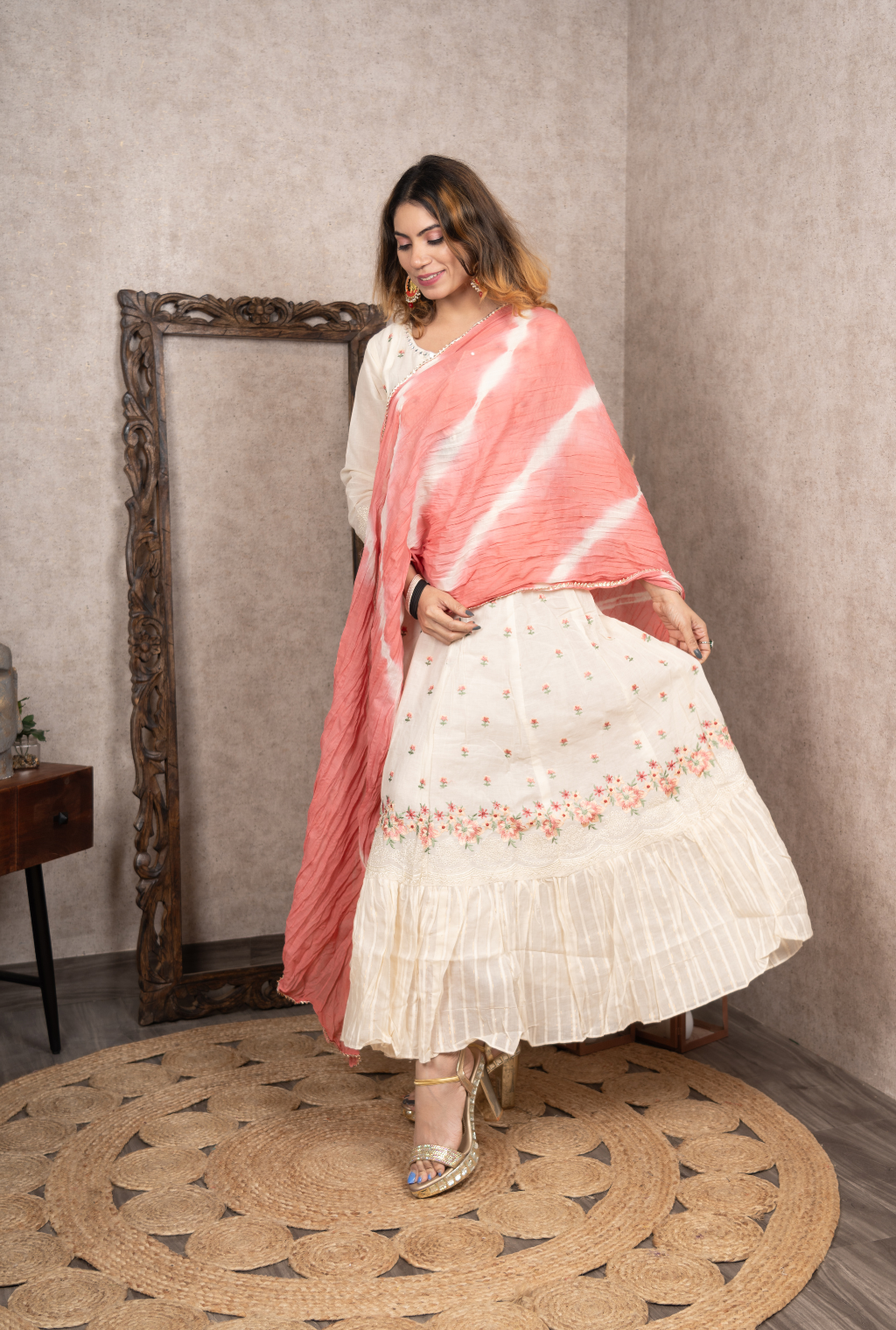 Cream Floral Floor Length Kurta with Stylish Duppata🩷