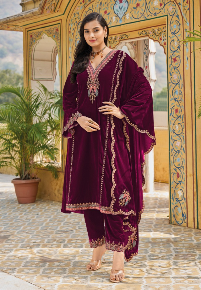 Vintage wine Velvet Embroidery V Neck Suit Set