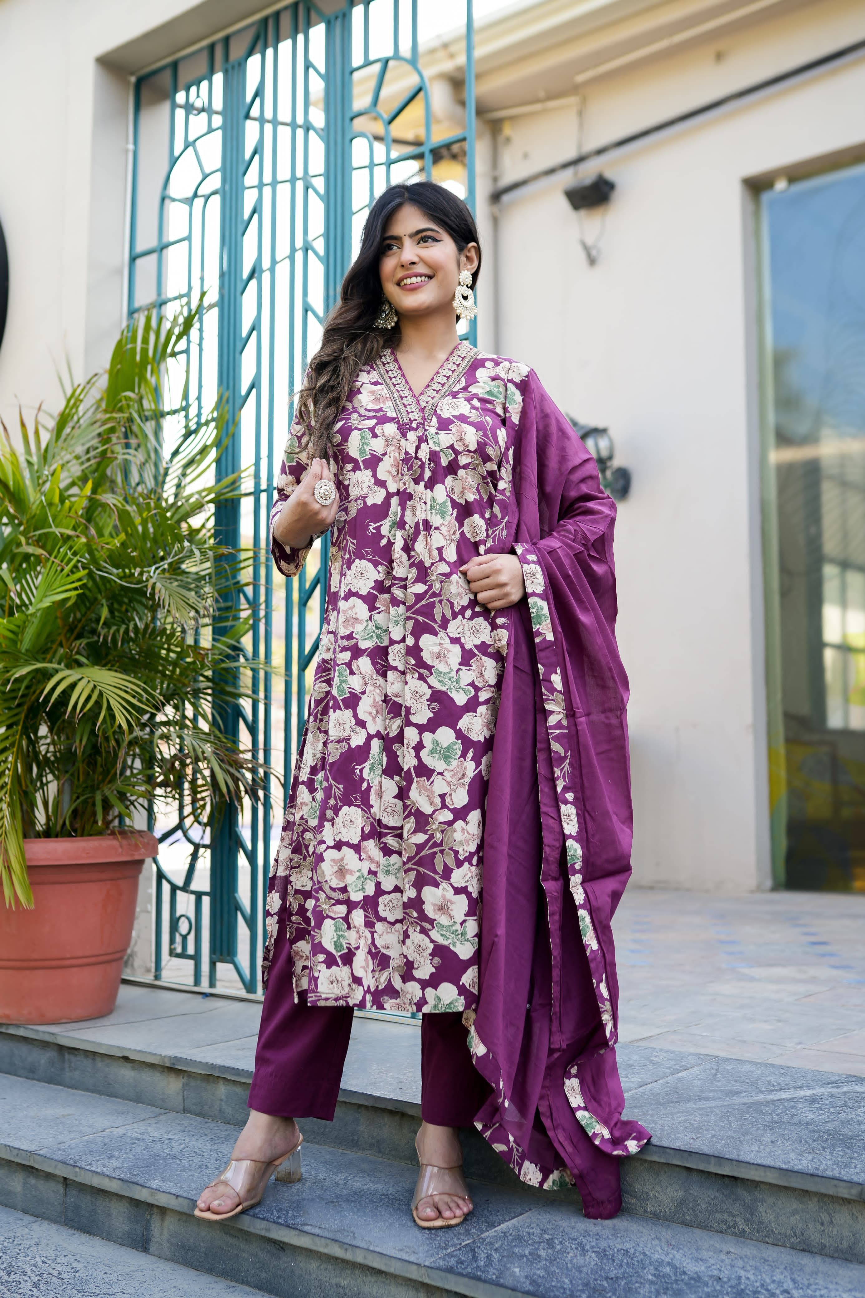 V-neck Purple Floral Straight Suit Set